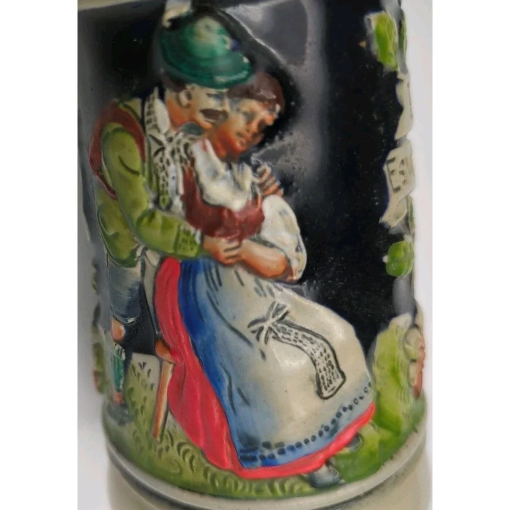 Original Thewalt Beer Stein Small 6 in DBGM 1309 Lovers Parting 